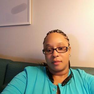 Meet your Posher, Renee